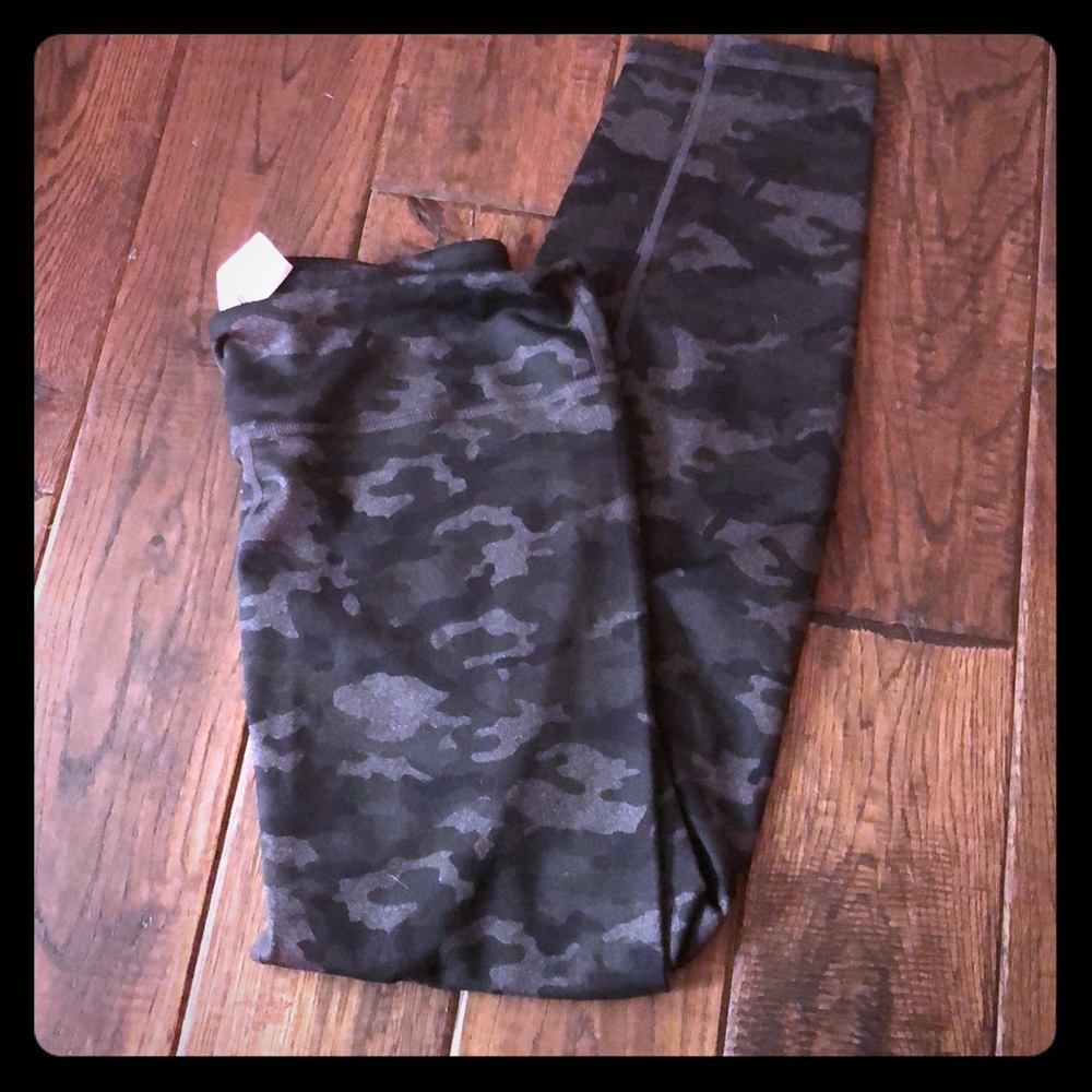 Camo leggings